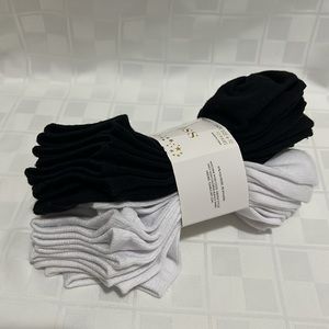 Vigoss 10 pair of socks for women.